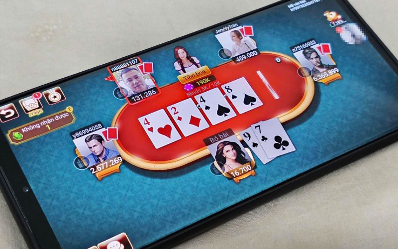 Không gian giải trí bài đổi thưởng tại Ball88